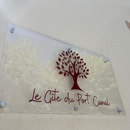 Le Gite Du Port Canal Moissac Buitenkant foto
